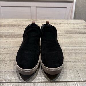 Dr. Scholls black slip-on sneaker
